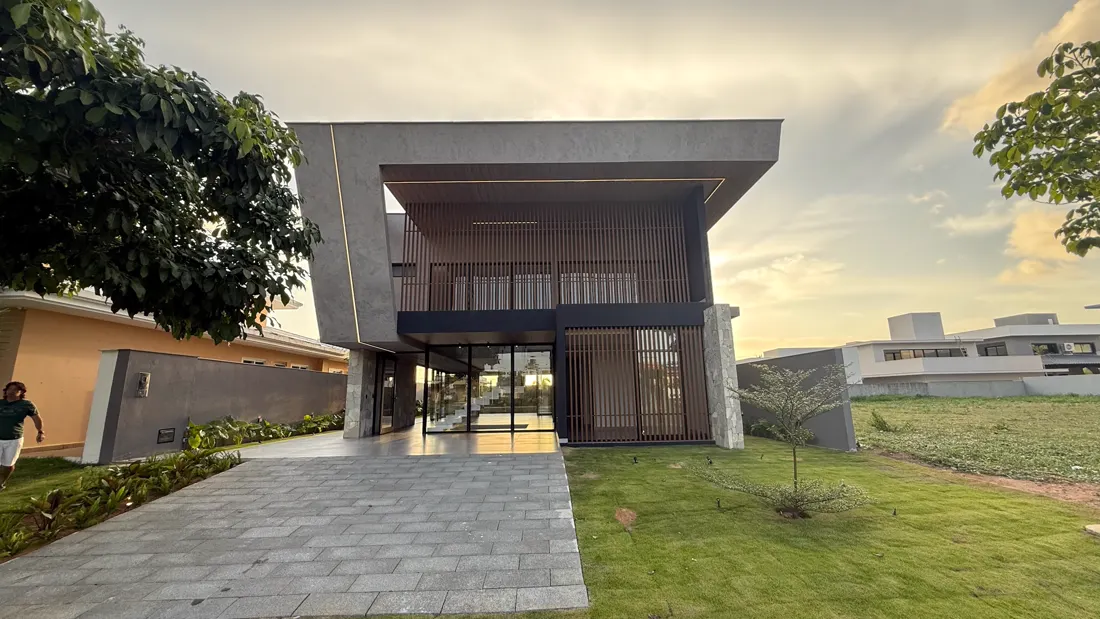 Casa em condomínio planejado